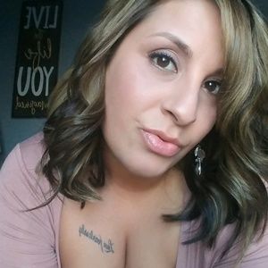 Meet your Posher, Ann